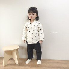 후기를 보니 더 맘에 들어요, 요즘 사람들이 자주 찾는 아기누빔한복을 HOT 10에서 만나보세요!